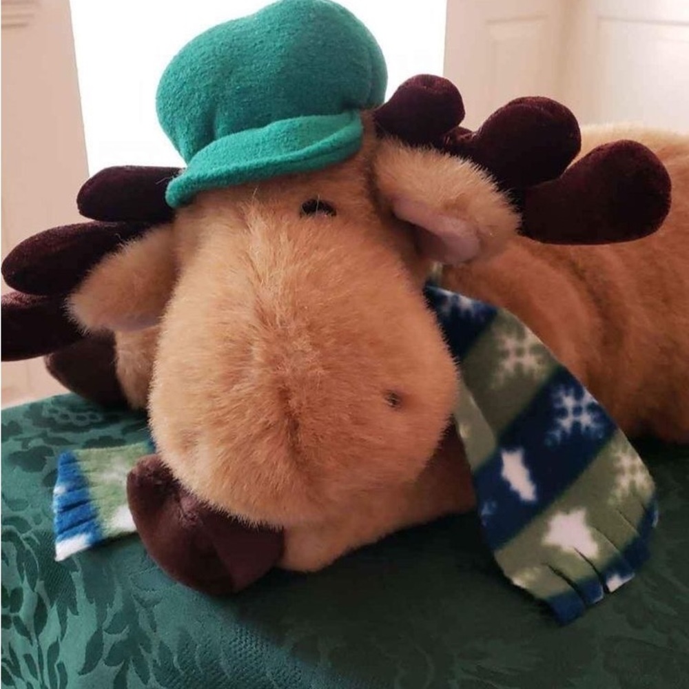 Pair of Winter Plush Toy Moose